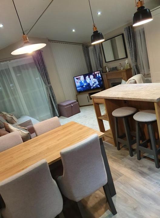 8 Berth Luxury Caravan-Southview Holiday Park 斯凯格内斯 外观 照片